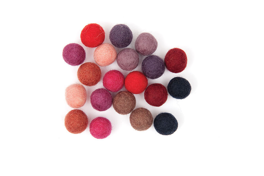 Felt Balls - Red Mix x 20