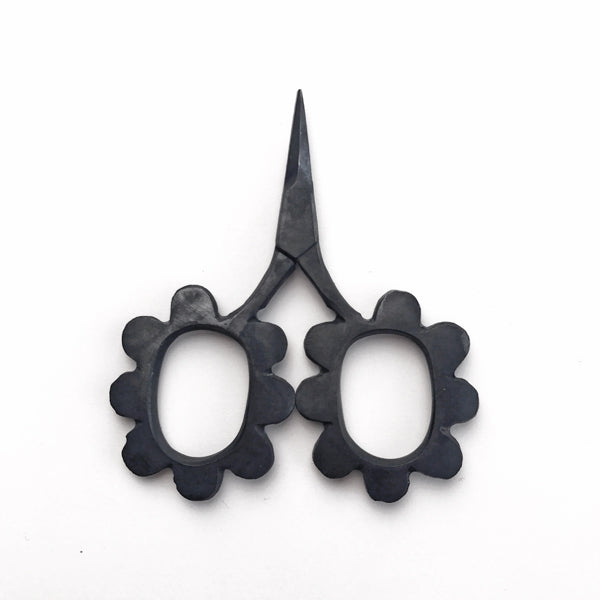 Flower Power Scissors Primitive Black