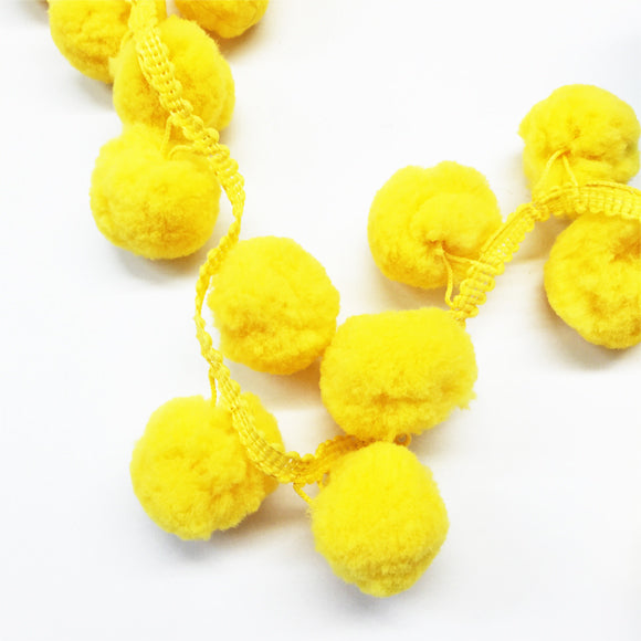 Giant Pompoms per metre Yellow 81