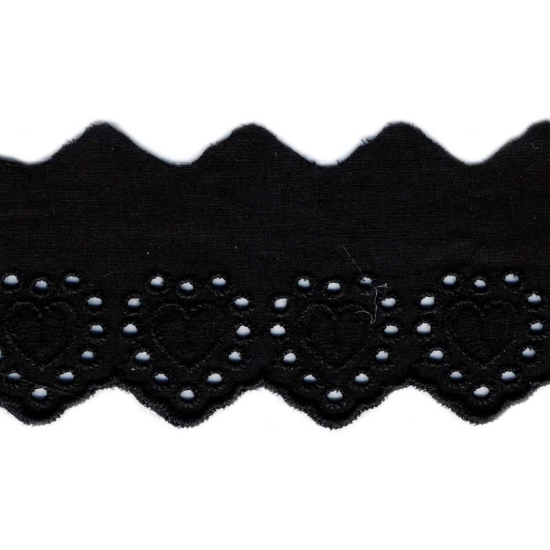 Heart Embroidery Anglaise 53mm Scalloped Black 14