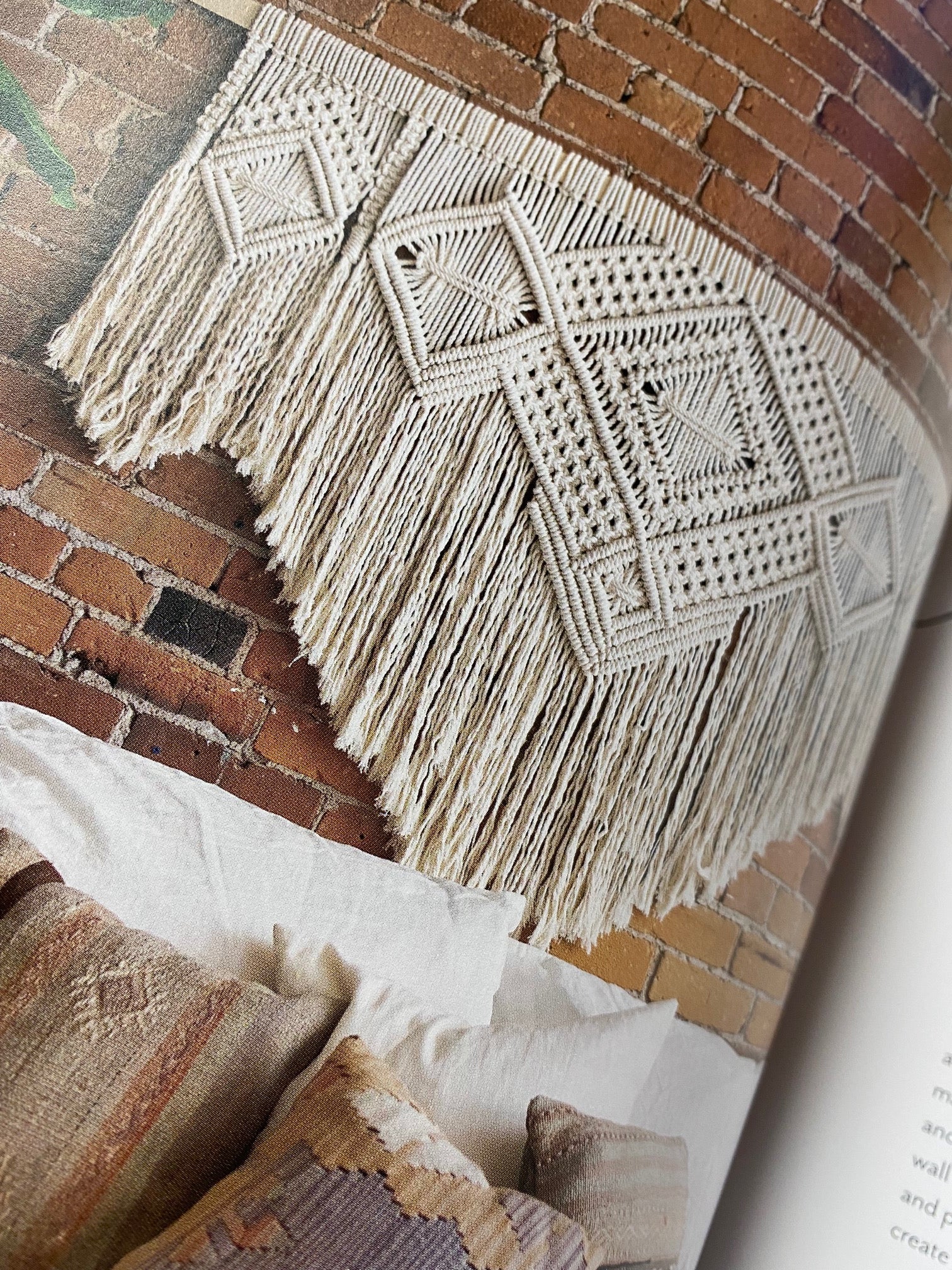 Macramé At Home by Natalie Ranae