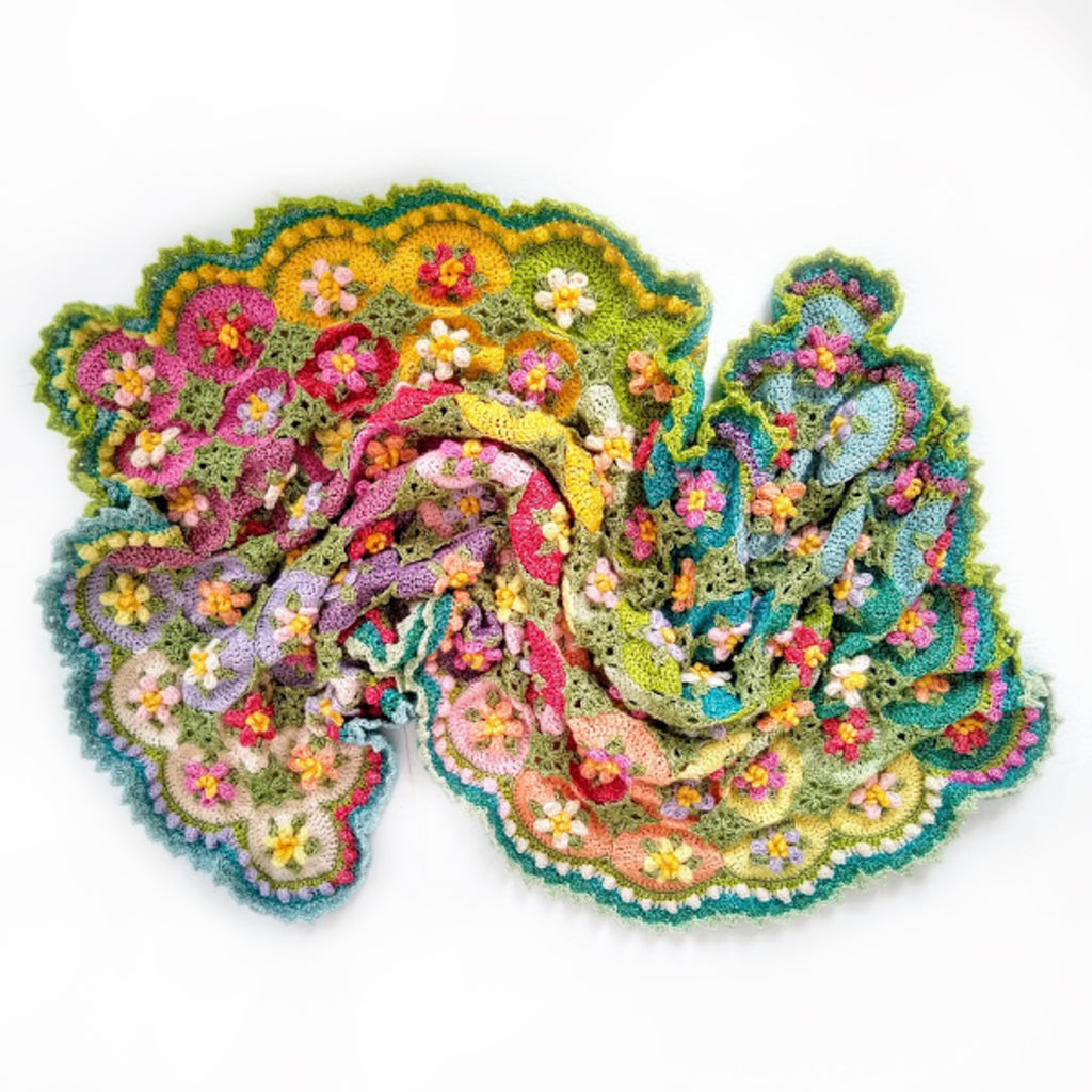 Yarn Pack & Pattern : Macaroon Blossom Afghan / Blanket Crochetv
