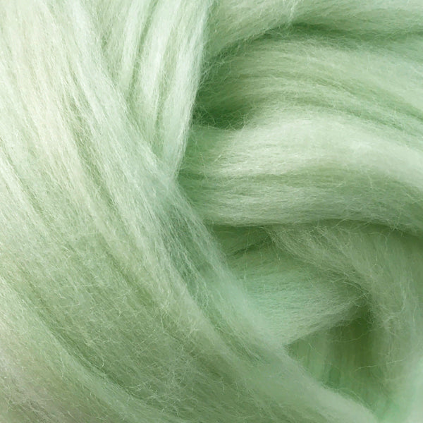 100g Peppermint Merino wool tops for felting & giant knitting
