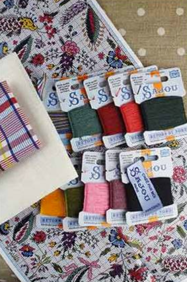 Sajou Cross Stitch Cushion Kit : Coquecigrues