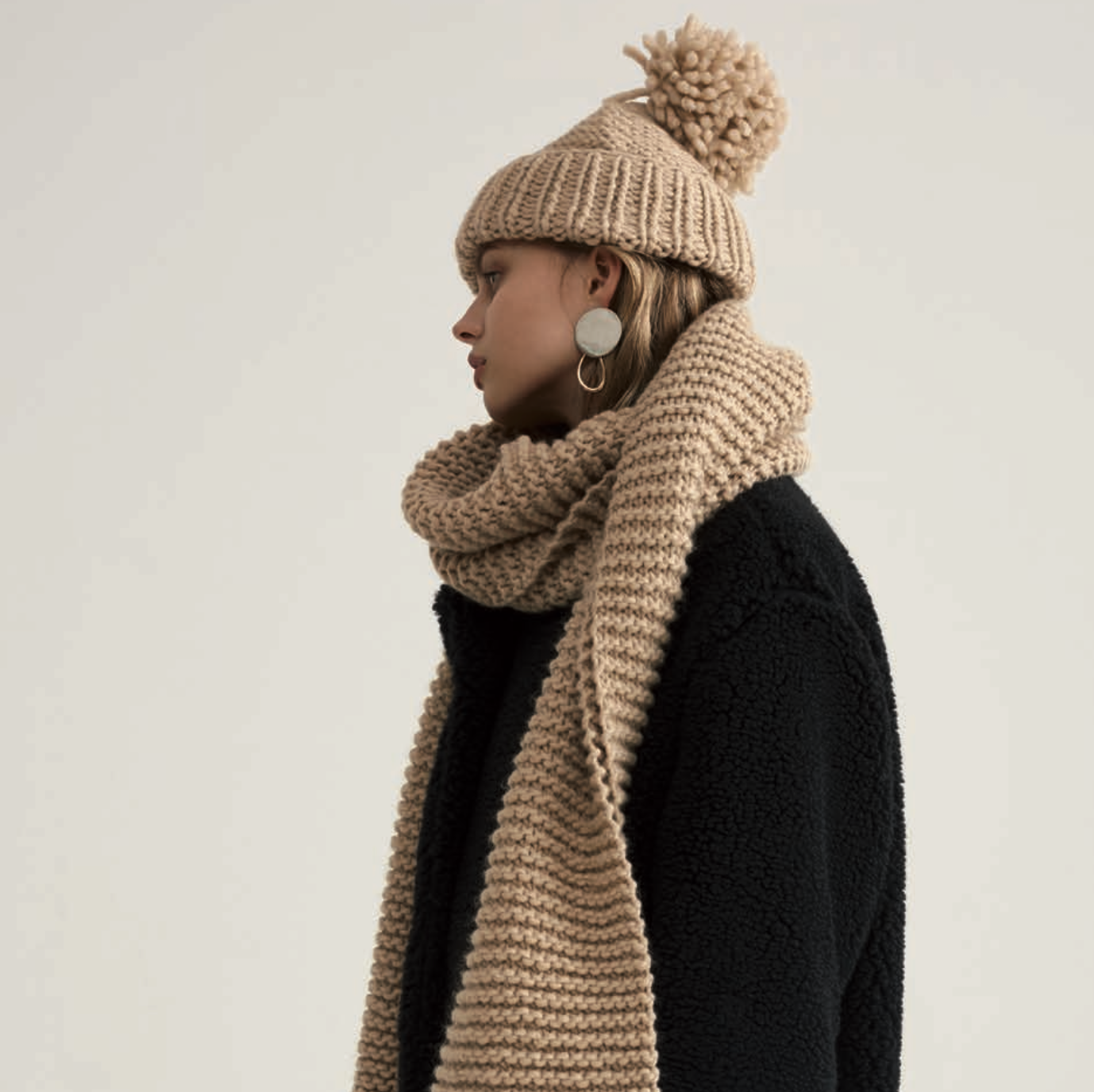 Rico Essentials Super Pattern 817 Scarf & Hat