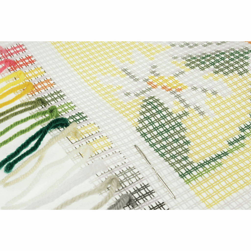 Cross Stitch Kit: Cushion: Floral Bee