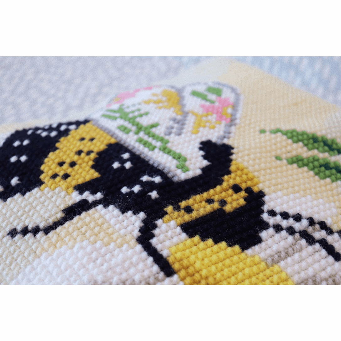 Cross Stitch Kit: Cushion: Floral Bee