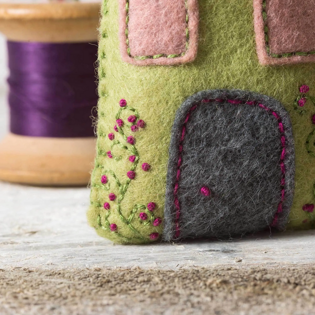 Lavender Houses Felt Craft Kit