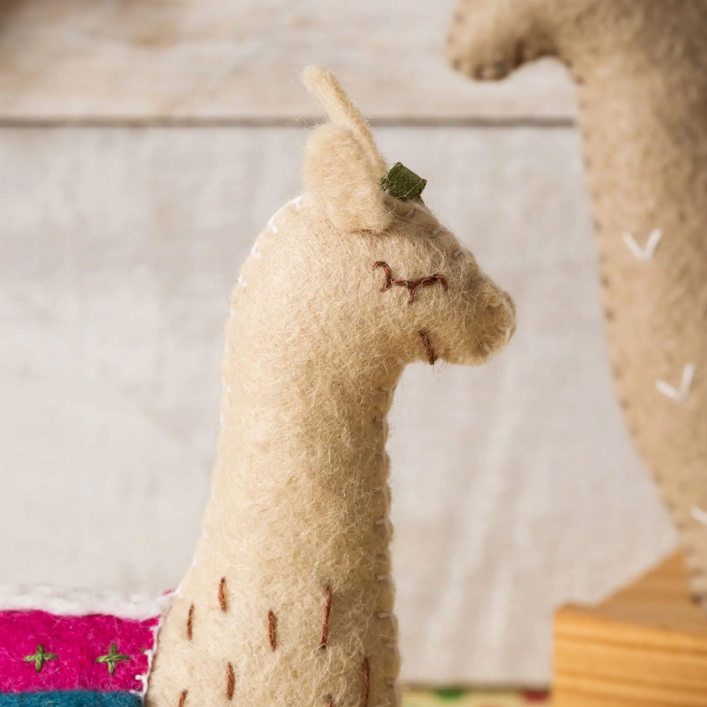 Llamas Felt Craft Kit