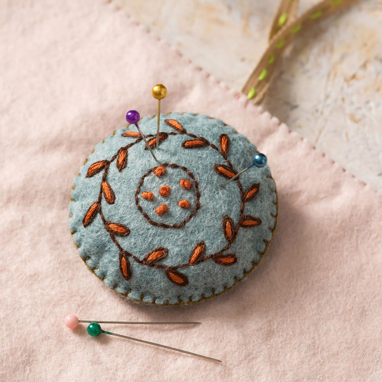 Sewing Roll Felt Craft Kit