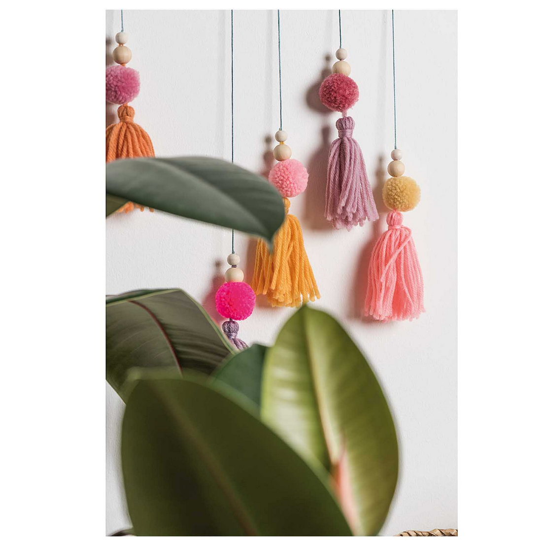Tassels 4 pack Sunset Colours 9cm long (D)