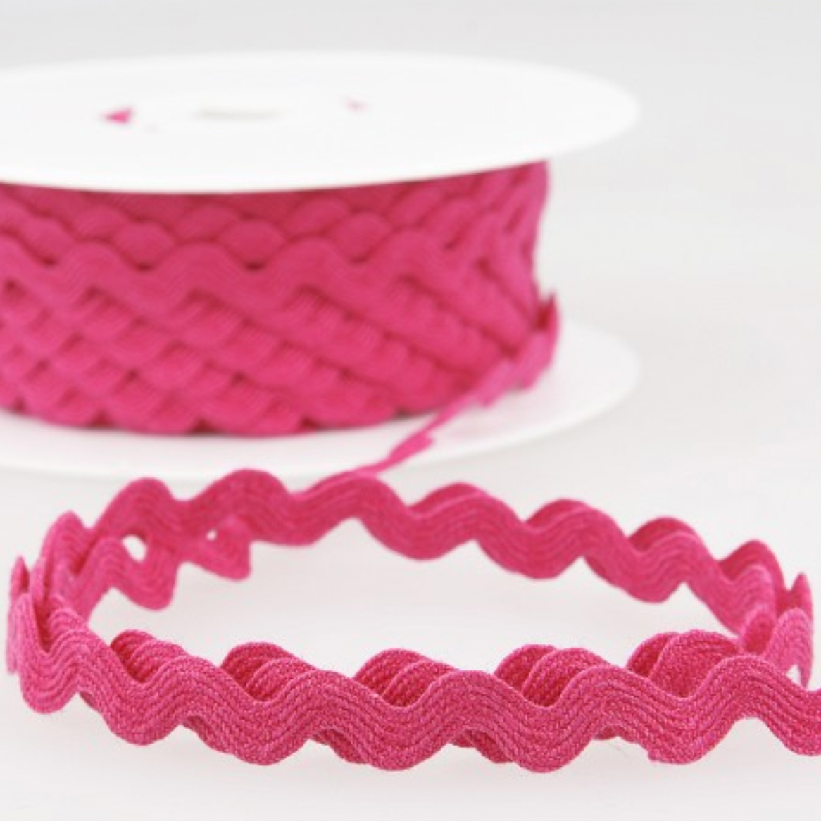 25mm Ric Rac Small Cotton Ric Rac 25mm : 073 Bright Pink – Gilliangladrag