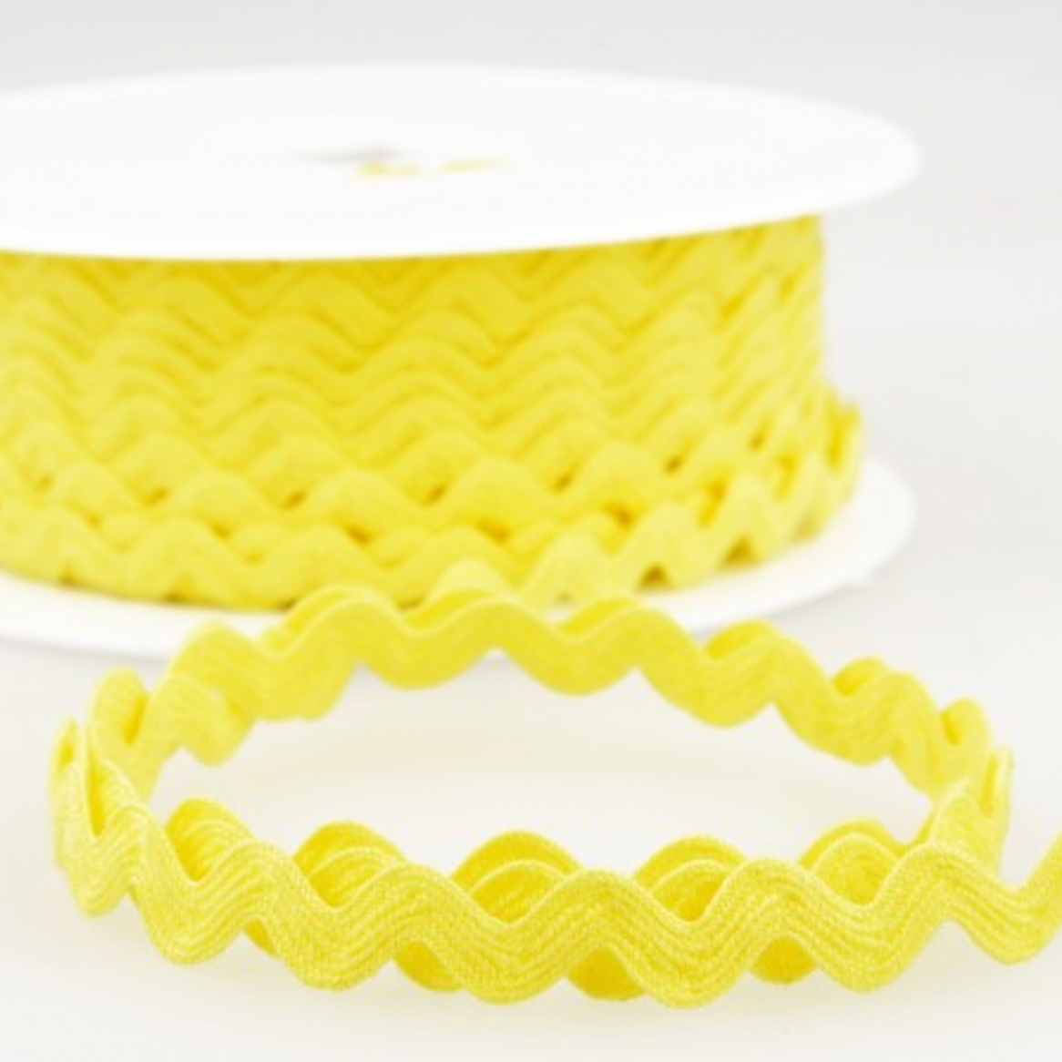 Small Cotton Ric Rac 25mm : 081 Yellow