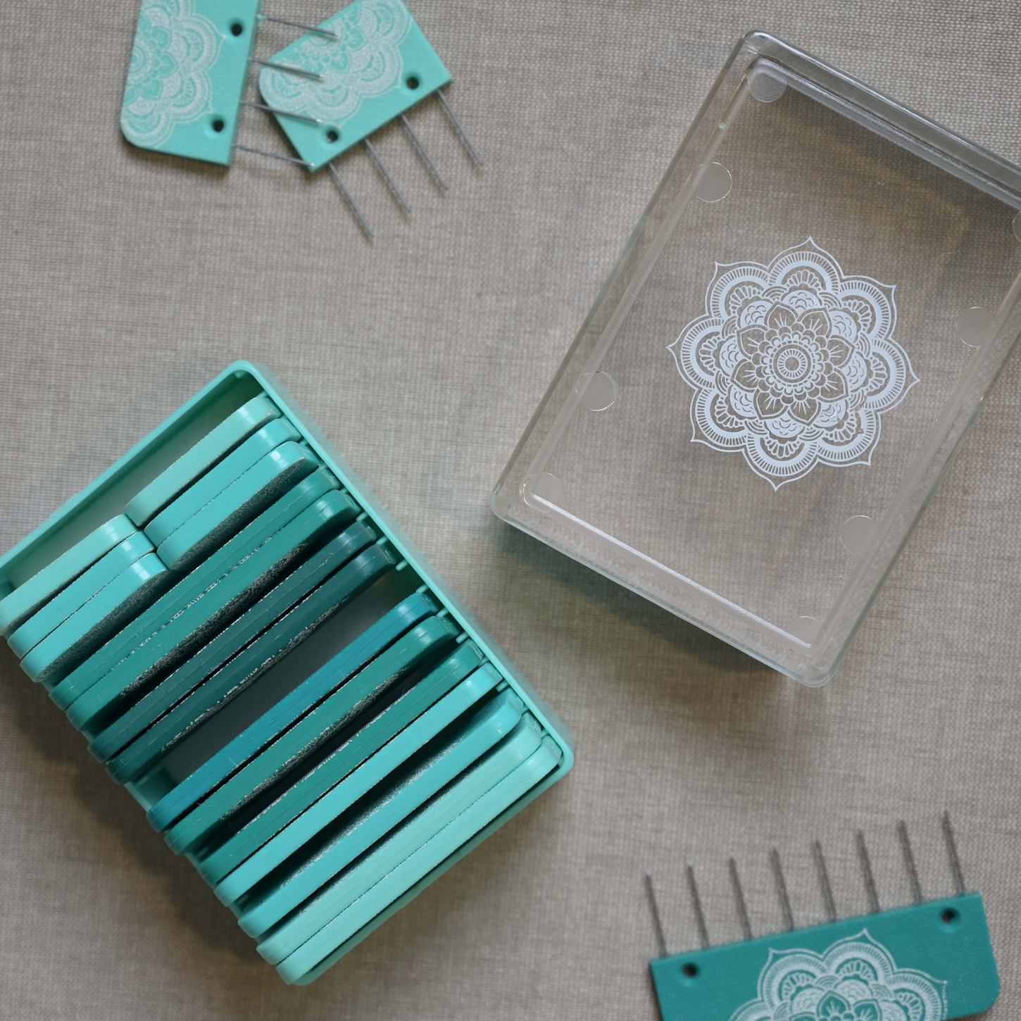 Knit Blockers : The Mindful Collection in Turquoise