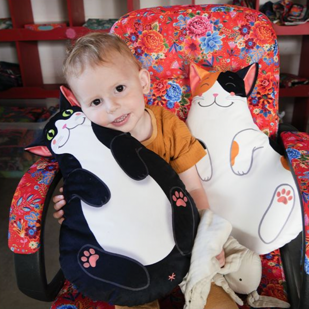 Velvet Sewing Kit : Cuddly Cat Neko