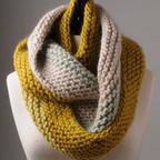 Super Chunky Cowl Pattern by Mrs Moon : Garter Stitch Cowl
