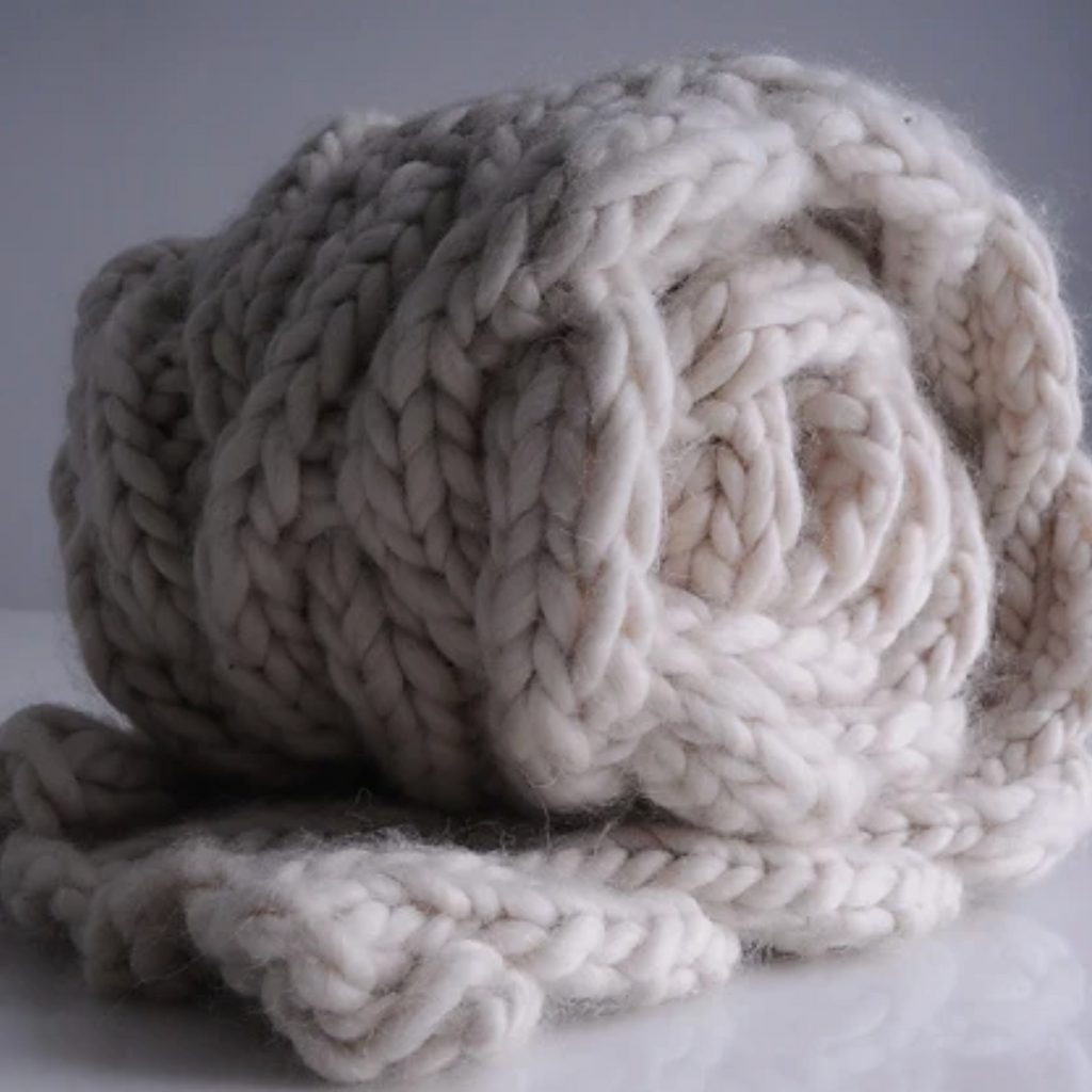 Super Chunky Wavy Scarf Pattern by Mrs Moon : Wavy Cable Scarf