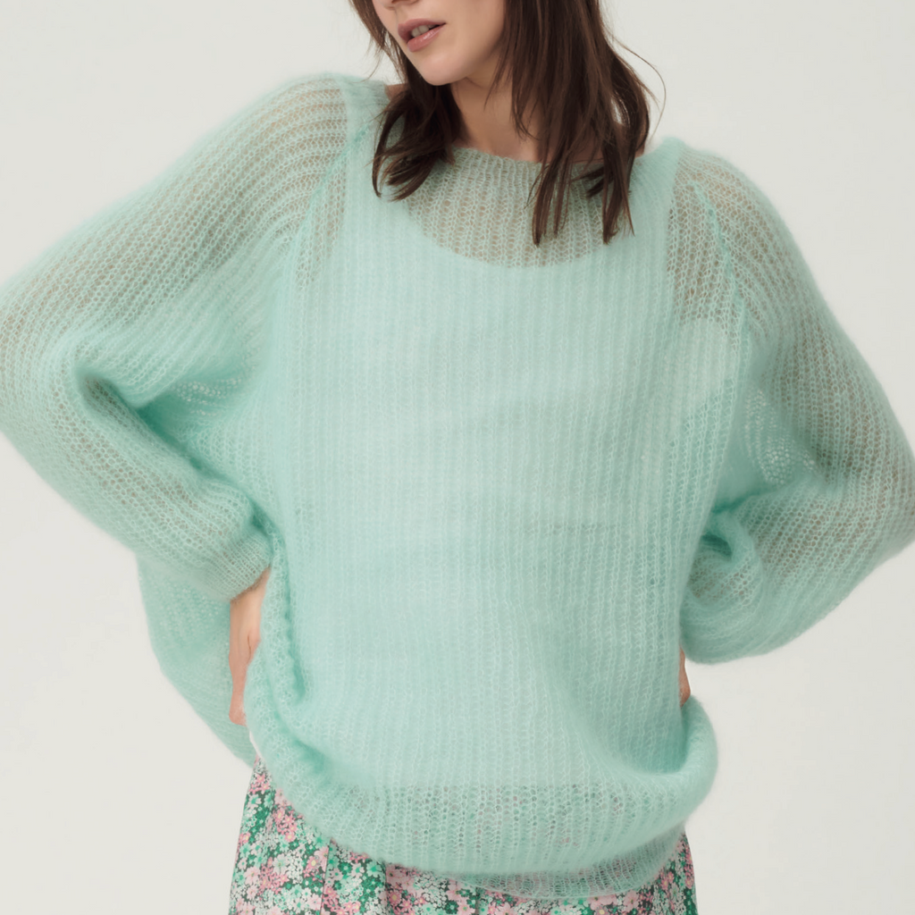 Super Kid Mohair Pattern 1281 Jumpers & Bows