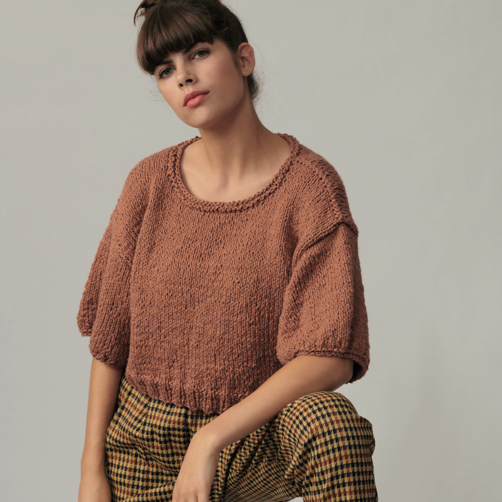 So Cool & So Soft Cotton Single Pattern 1098 : Short & Long Sleeved Sweaters